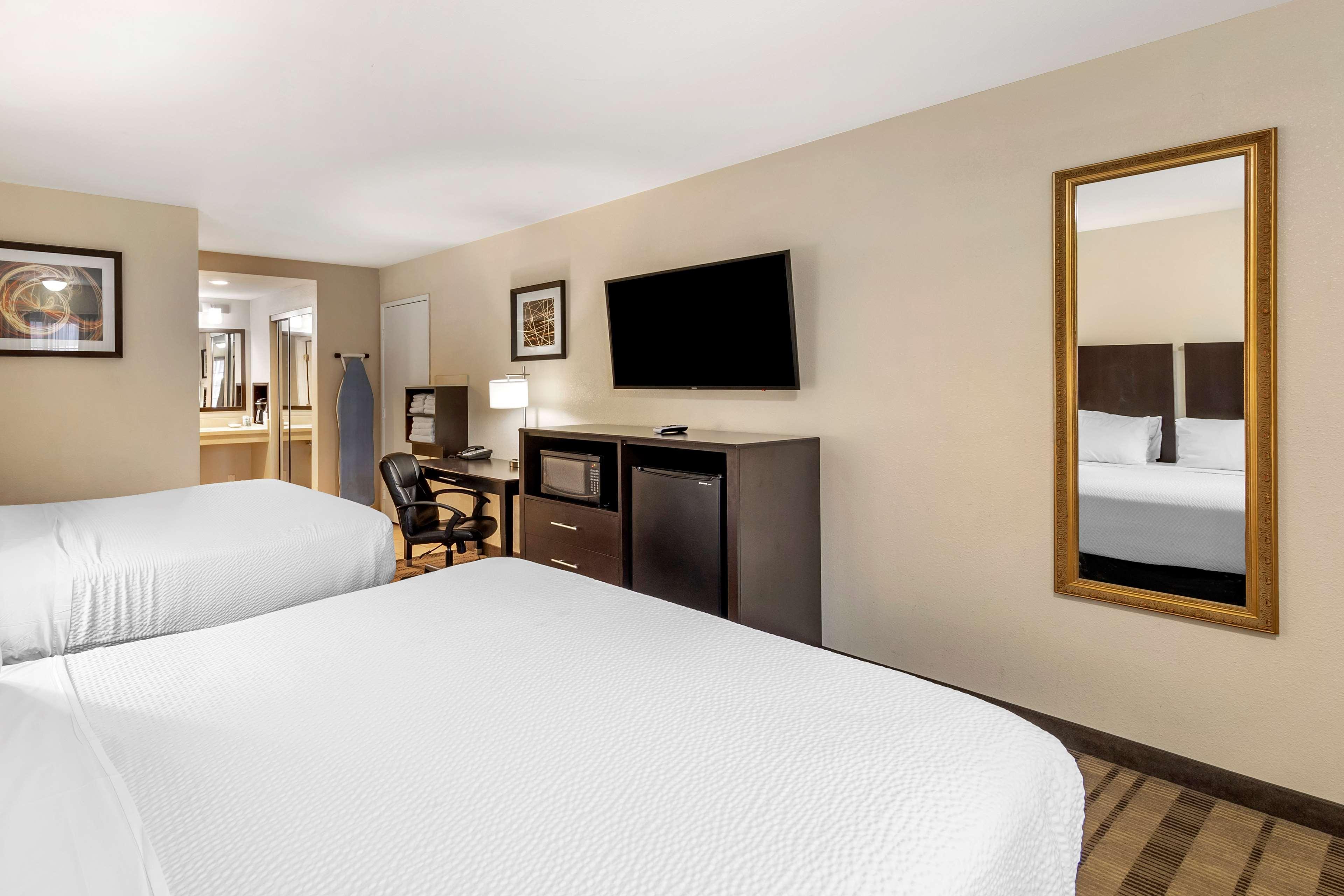 Best Western Country Inn Temecula Exterior photo