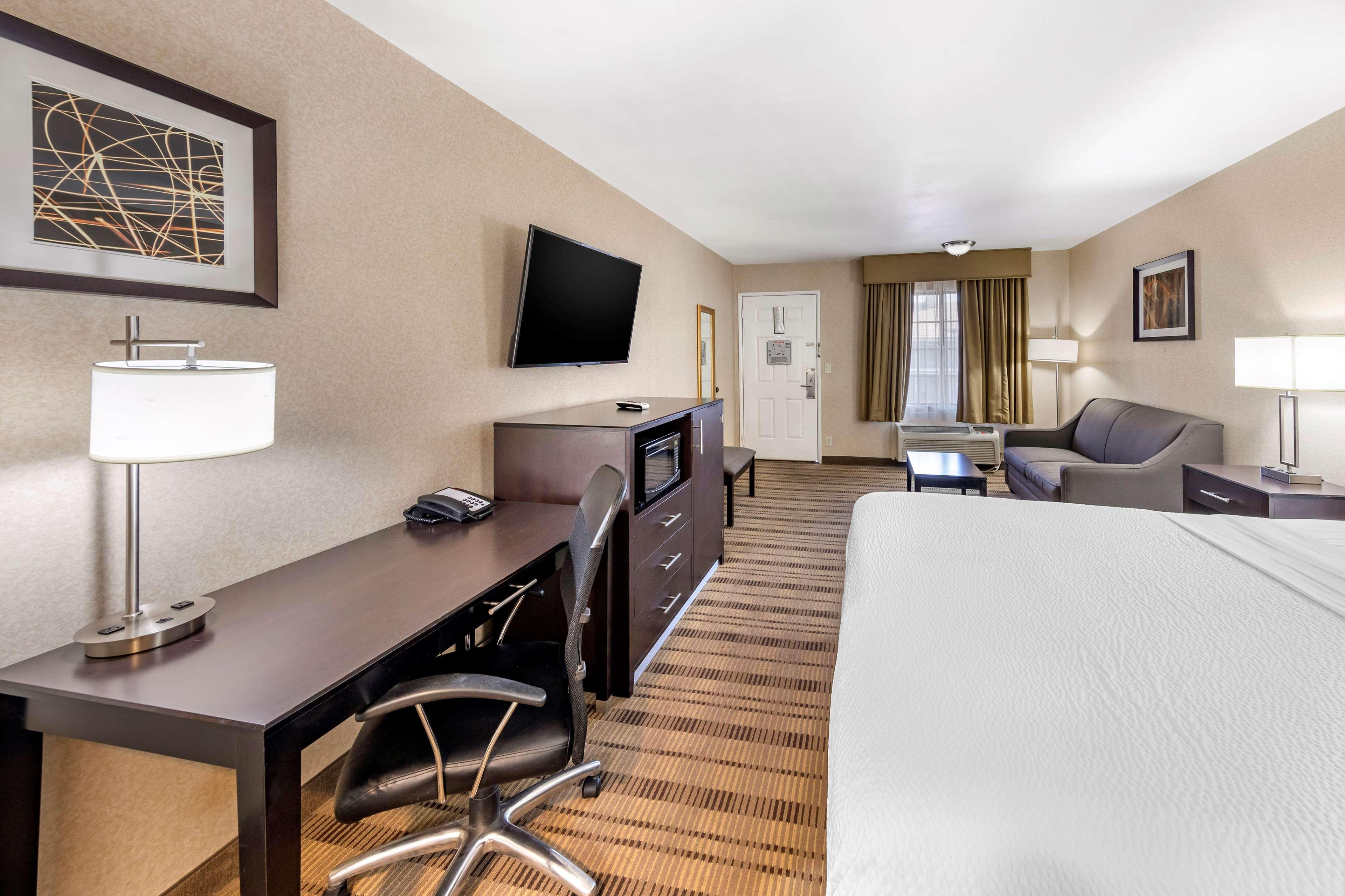 Best Western Country Inn Temecula Exterior photo